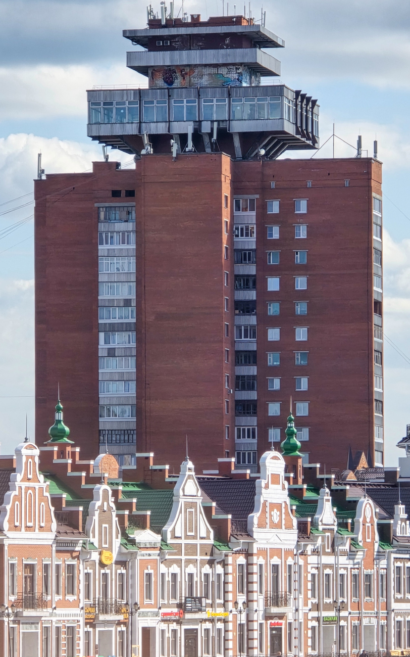 Йошкар-Ола, Улица Эшкинина, 2