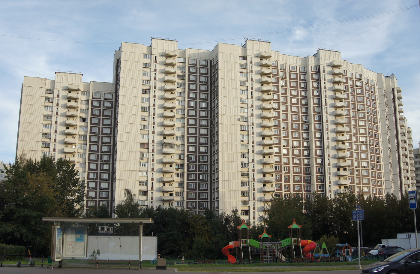 Москва, Улица Верхние Поля, 22 корп. 1