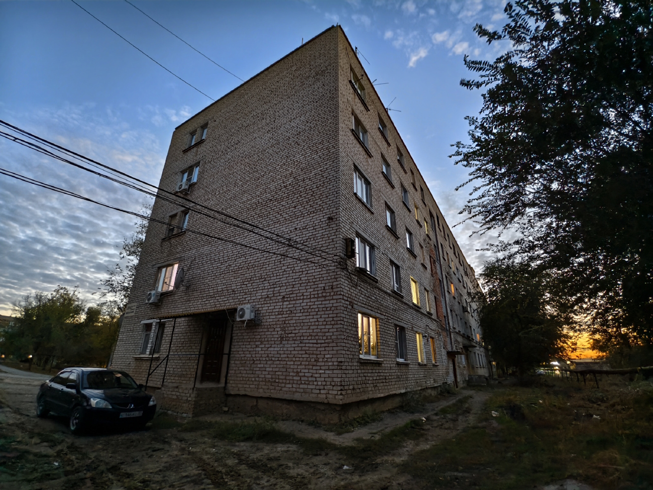 Красные Баррикады, Первомайская улица, 12