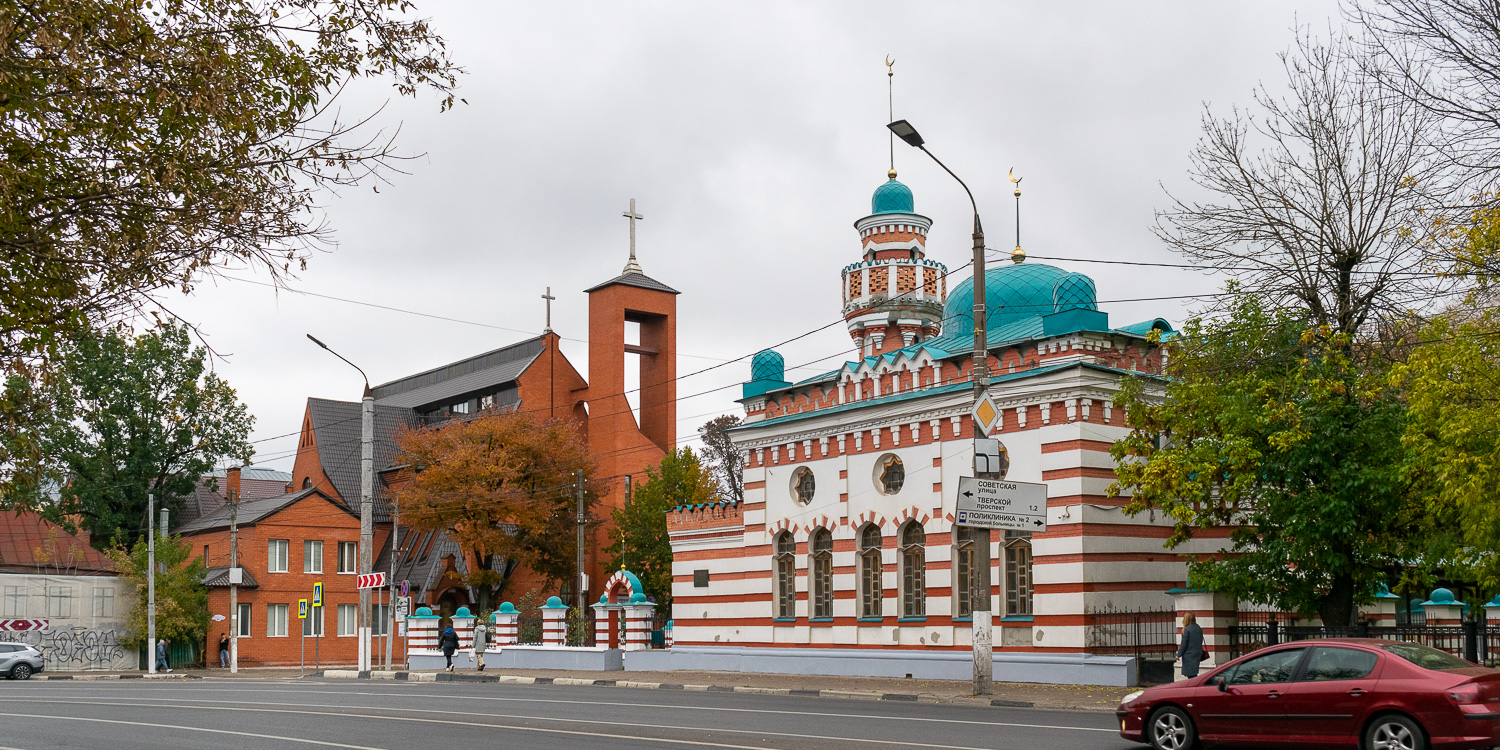 Тверь, Советская улица, 61; Советская улица, 66 / Смоленский переулок, 28; Советская улица, 61А
