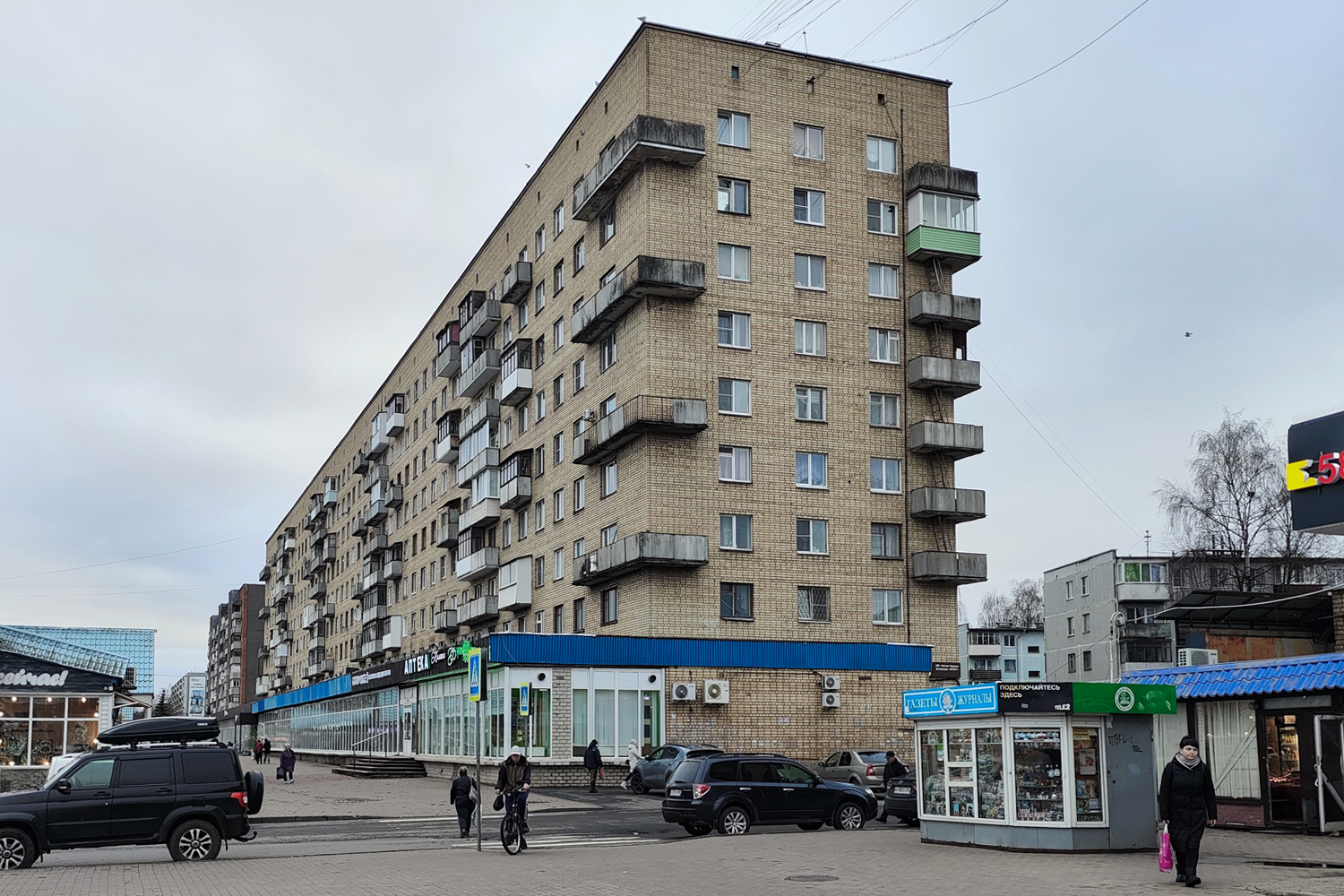 Псков, Рижский проспект, 49