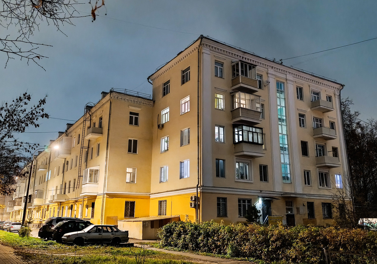 Электросталь, Первомайская улица, 34 / Советская улица, 19