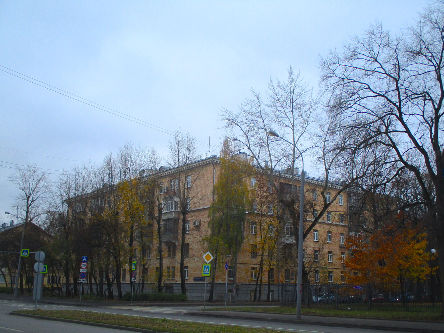 Moscow, 1-я Владимирская улица, 22 корп. 1