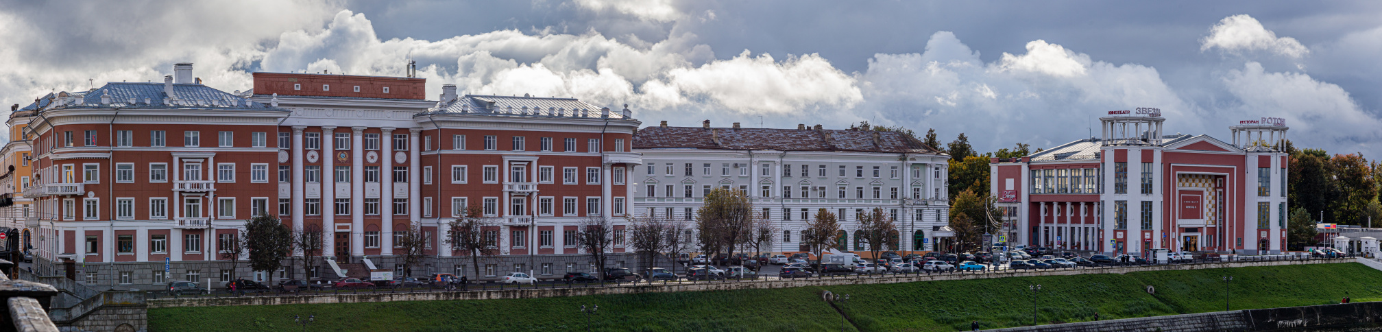 Тверь, Набережная Степана Разина, 2; Свободный переулок, 30; Набережная Степана Разина, 1. Панорамы