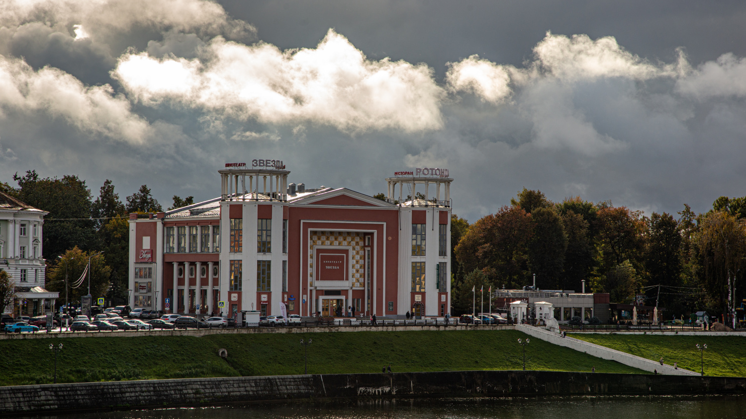 Тверь, Набережная Степана Разина, 1. Панорамы