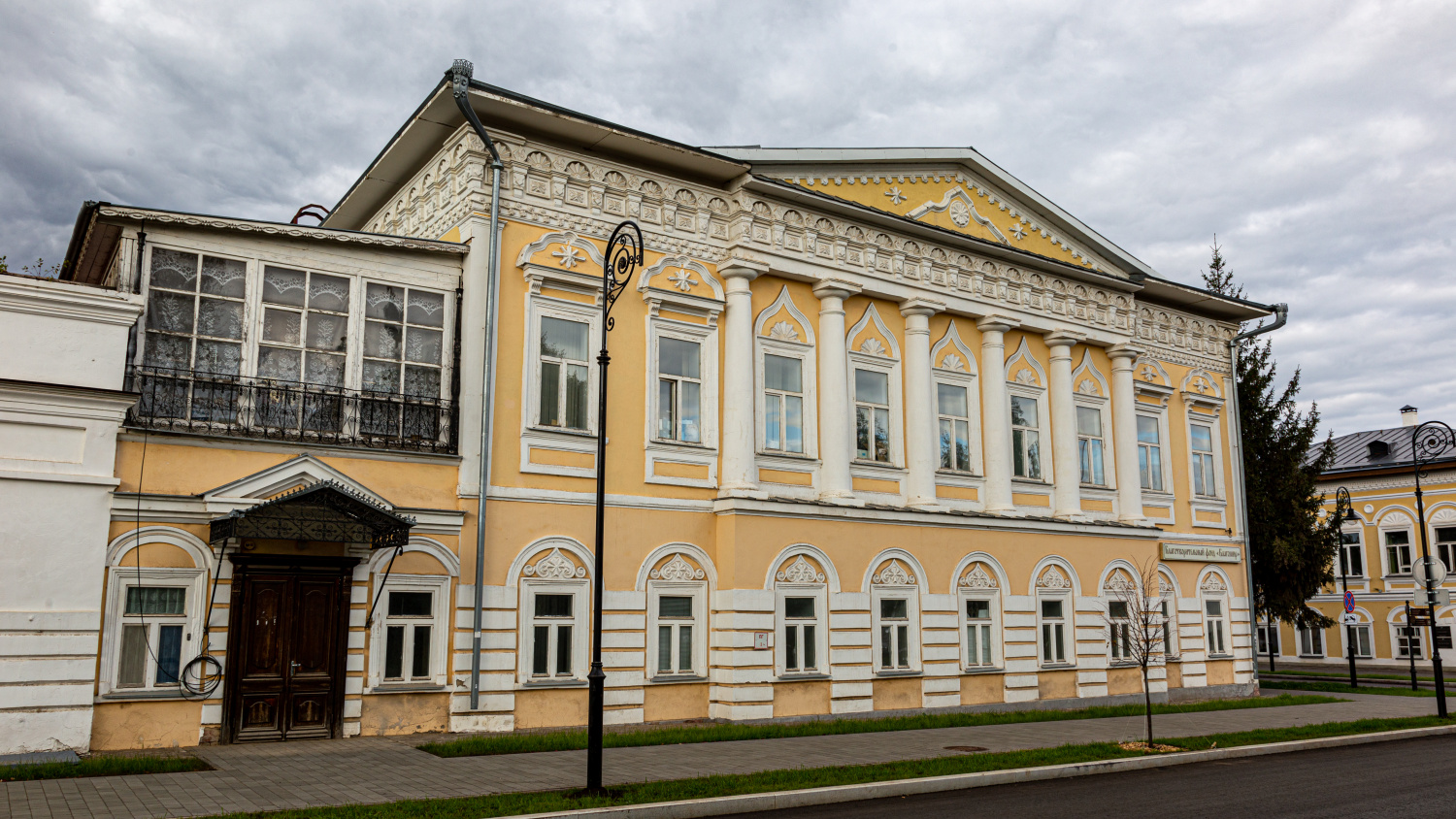 Єлабуга, Спасская улица, 1