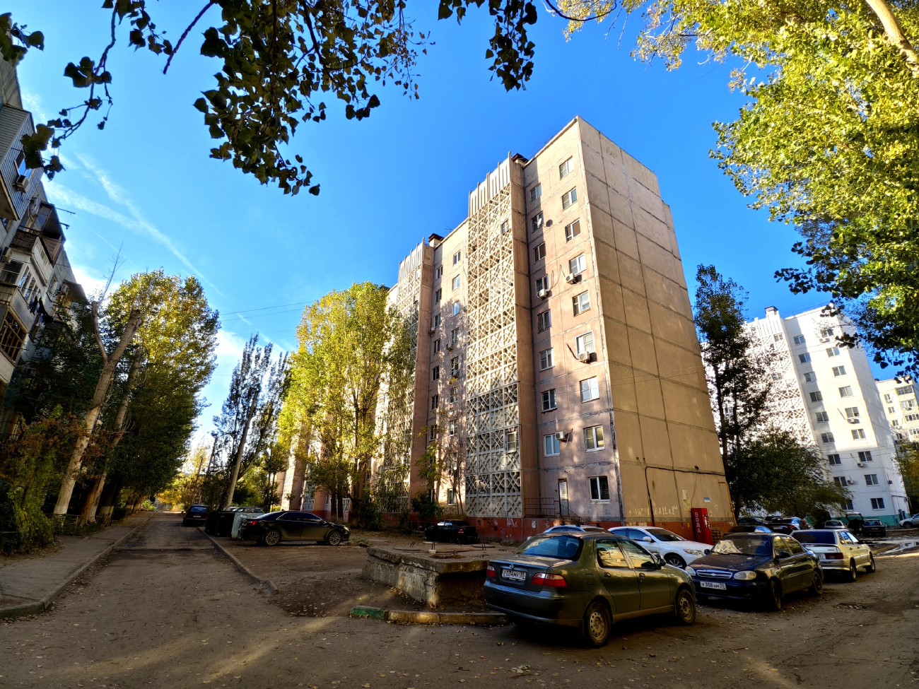 Astrakhan, Улица Аксакова, 12 корп. 2