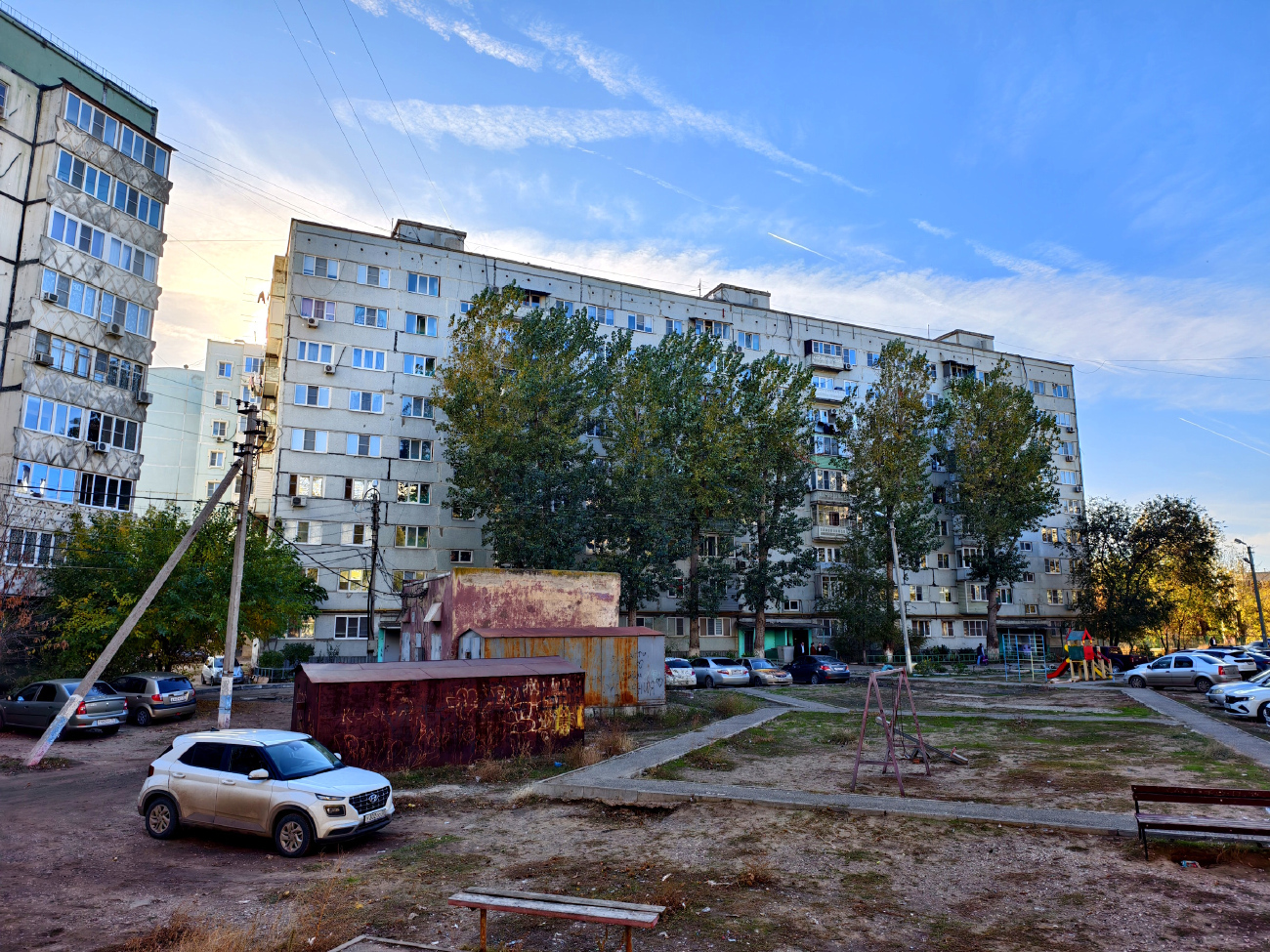 Астрахань, Улица Аксакова, 10 корп. 1