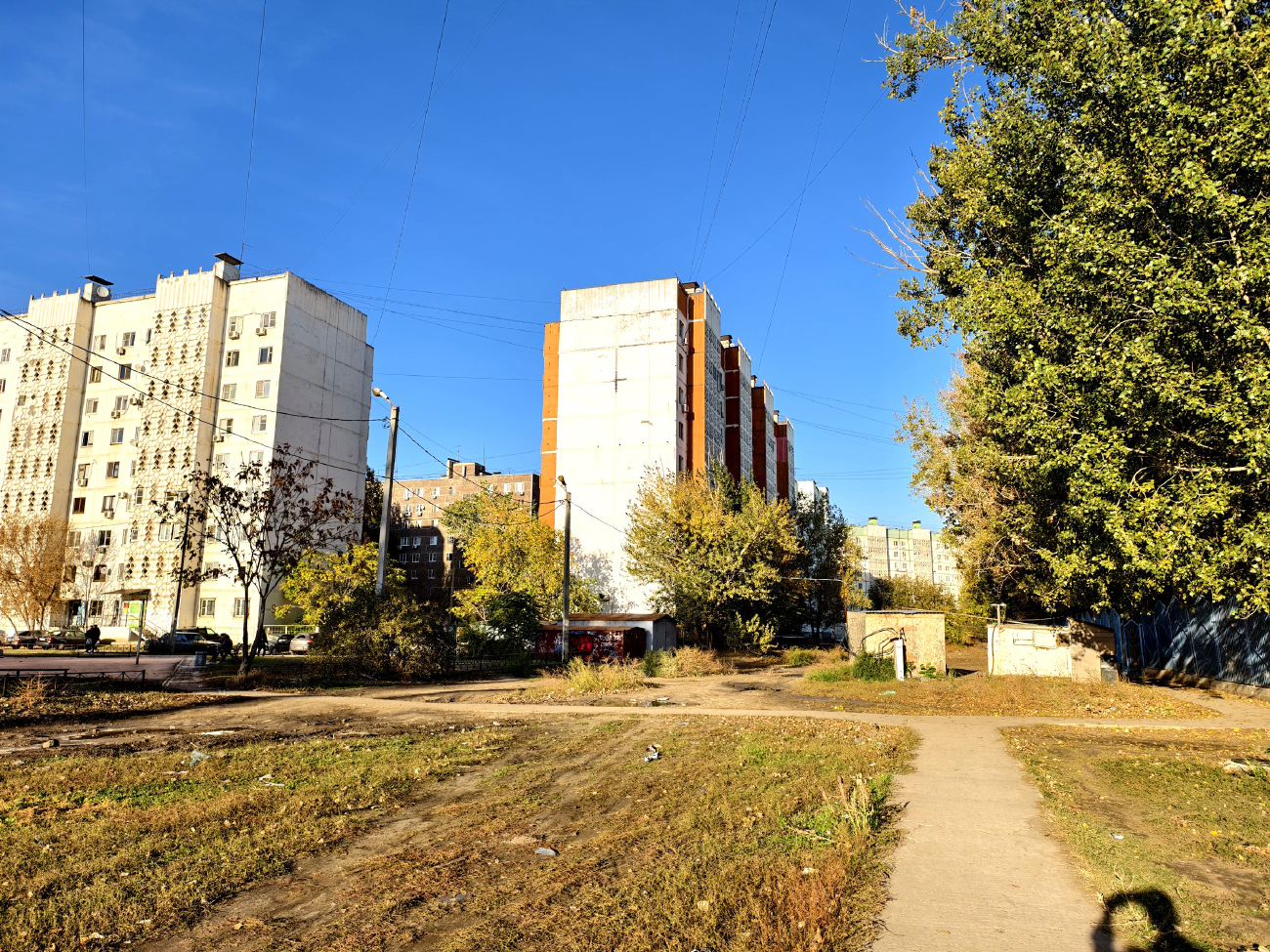 Астрахань, Жилая улица, 9 корп. 5; Улица Аксакова, 6 корп. 2