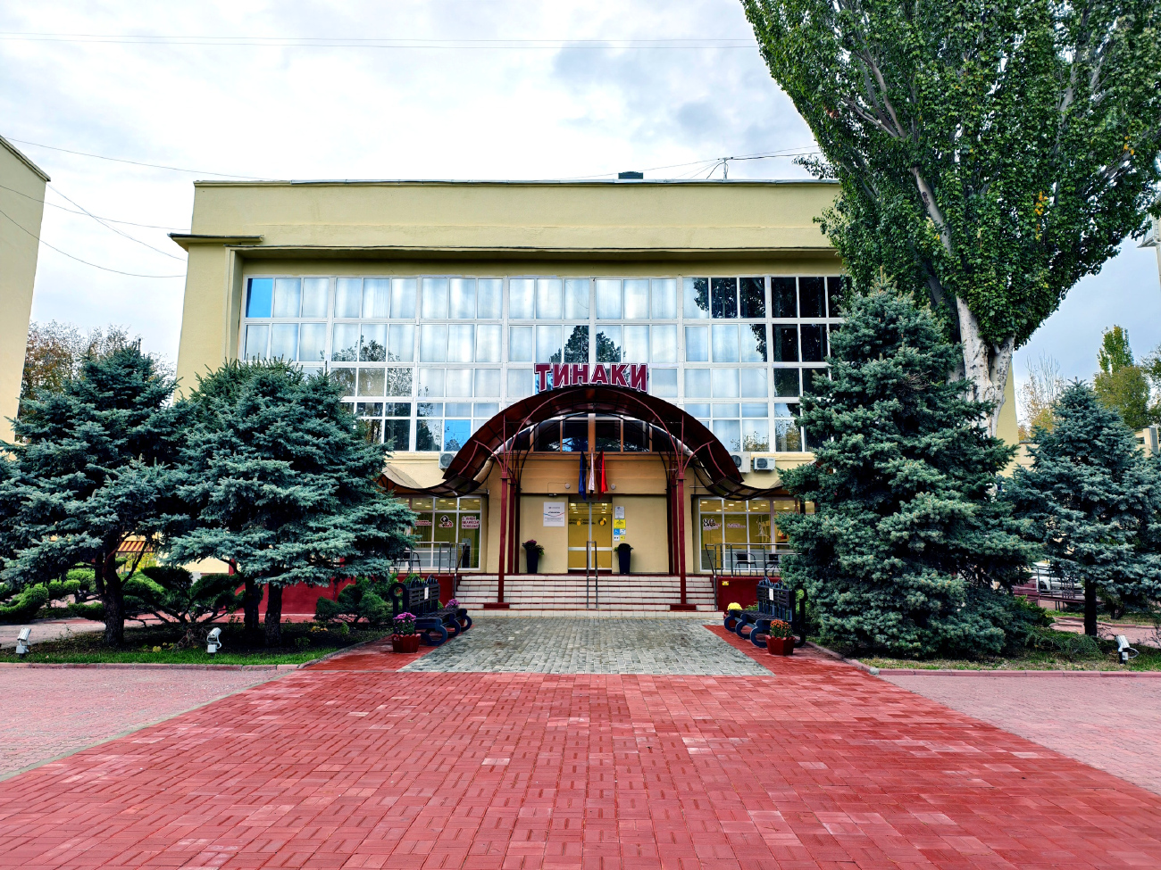 Тинаки 2-е, Санаторная улица, 7А стр. 4. Тинаки 2-е — Санаторно - Реабилитационный центр "Тинаки"