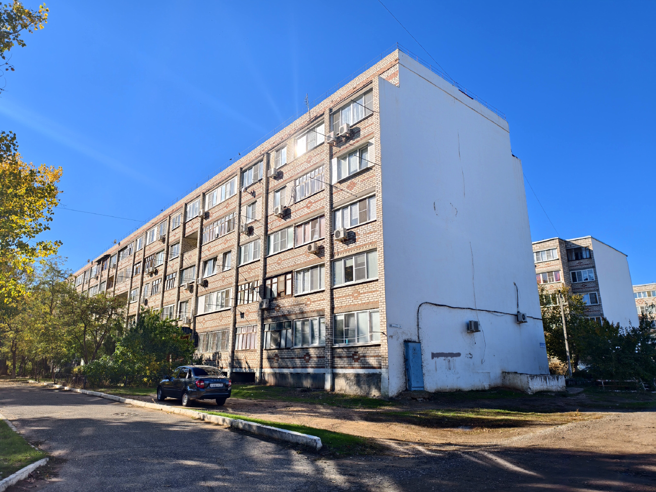 Нариманов, Набережная улица, 18