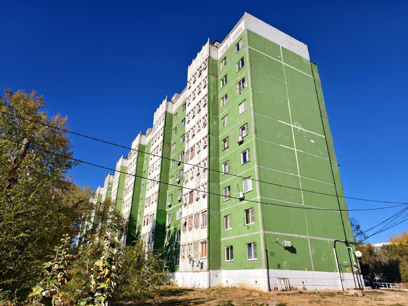 Нариманов, Волгоградская улица, 18