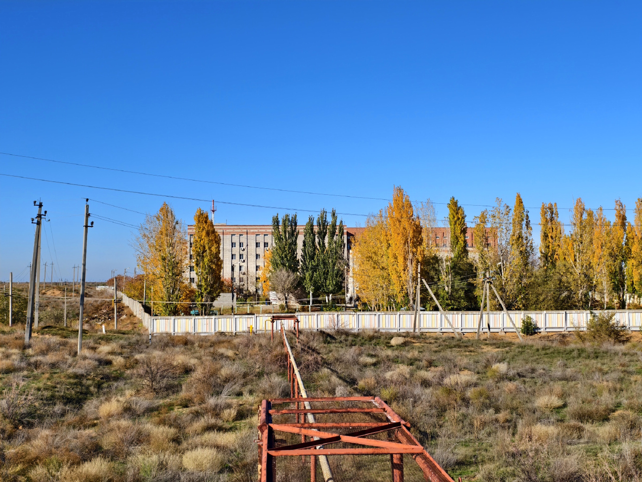 Нариманов, Волгоградская улица, 11