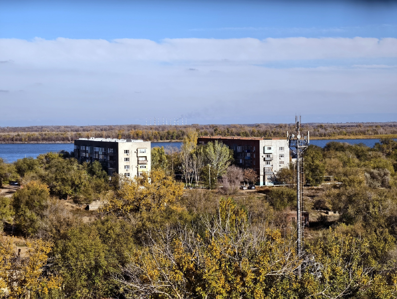 Нариманов, Центральная улица, 33; Центральная улица, 35