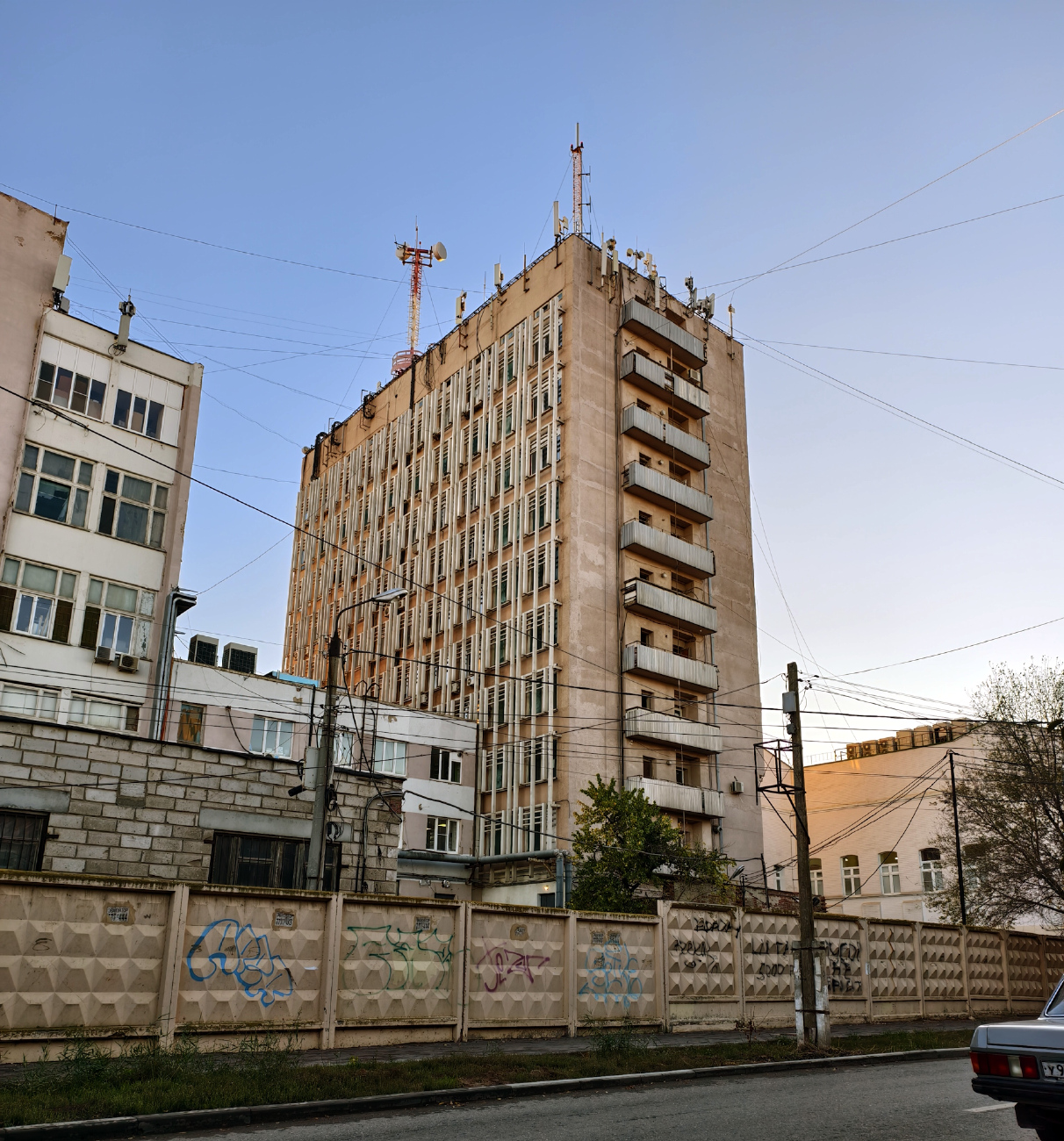 Астрахань, Набережная 1 Мая, 75/48