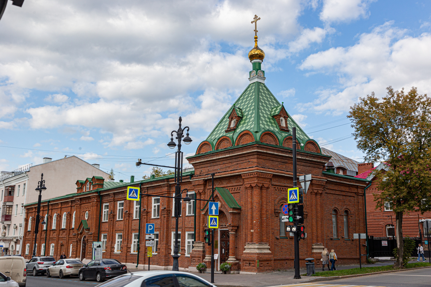 Пермь, Комсомольский проспект, 18