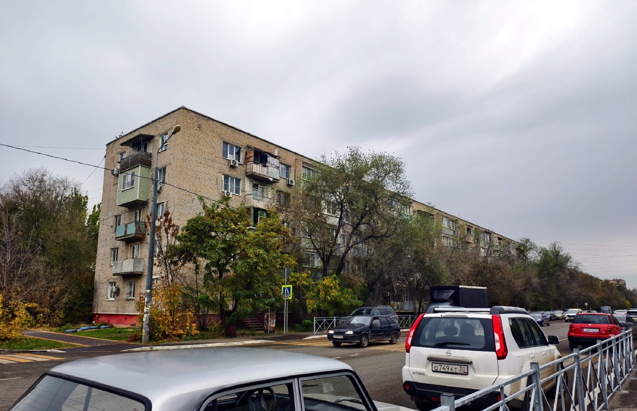 Астрахань, Улица Савушкина, 37 корп. 2