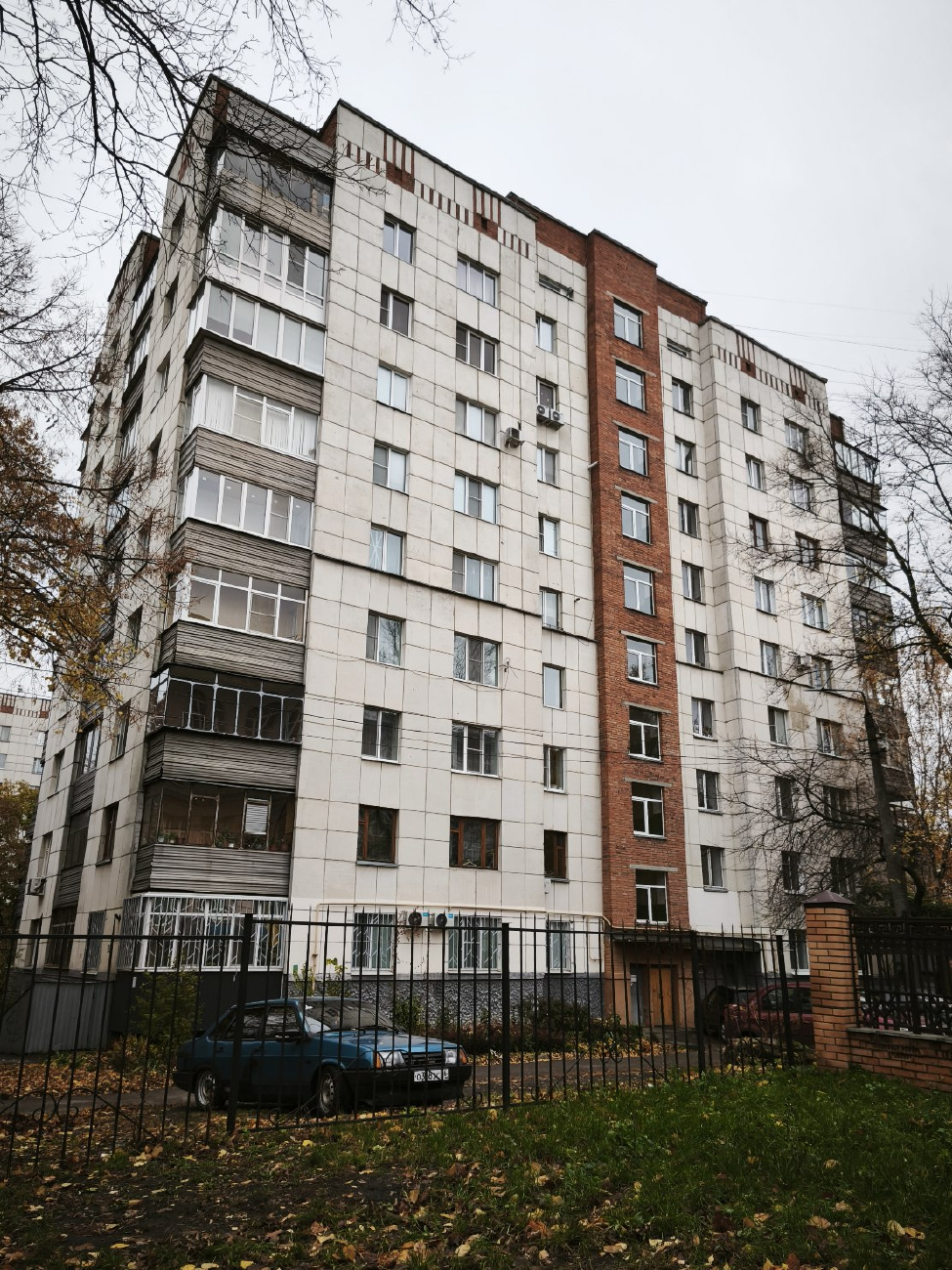 Курск, Улица Кати Зеленко, 1