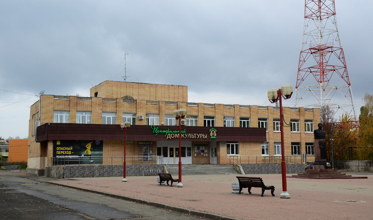 Silver Ponds, Первомайская улица, 4