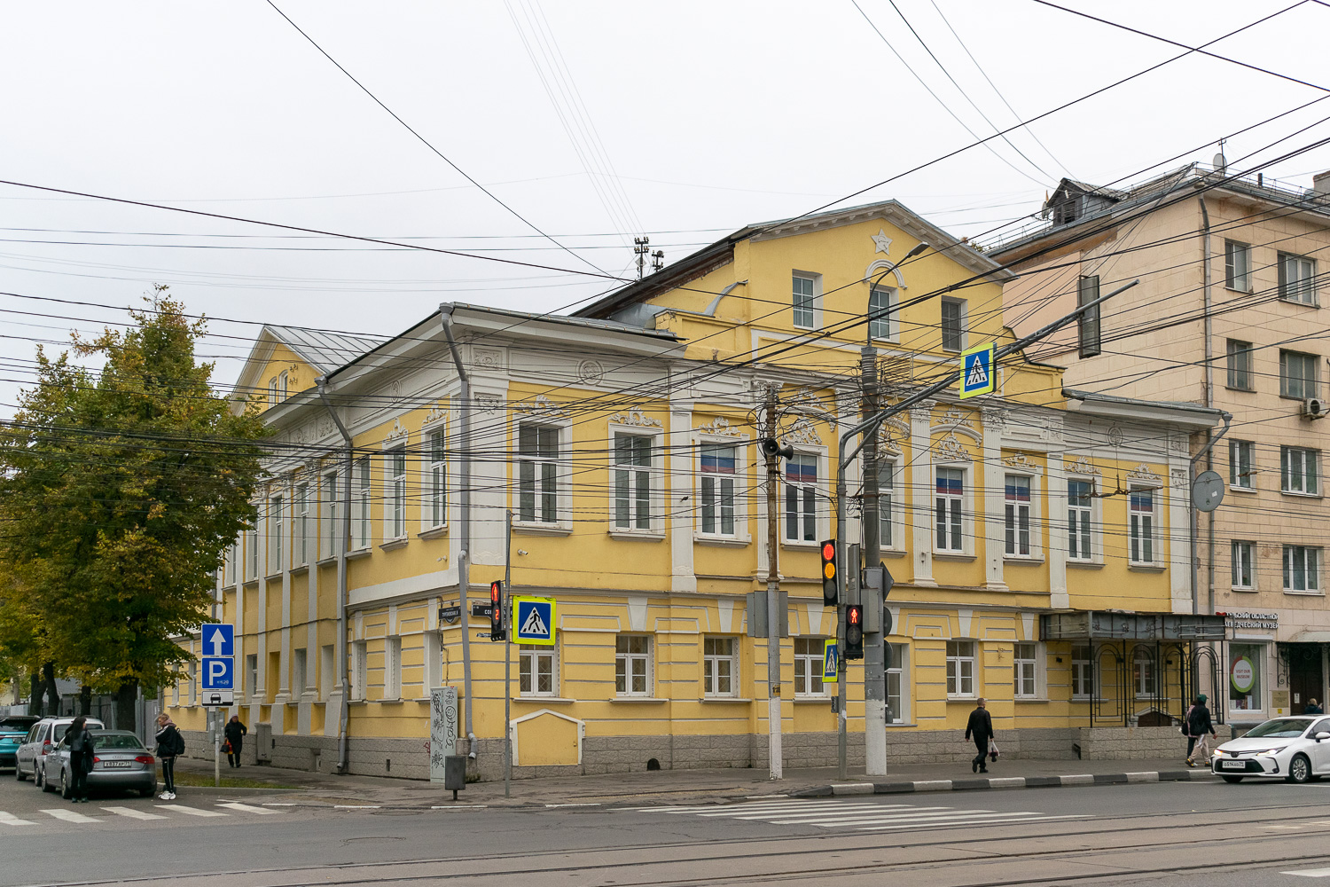 Тула, ​Советская улица, 68 / Тургеневская улица, 8