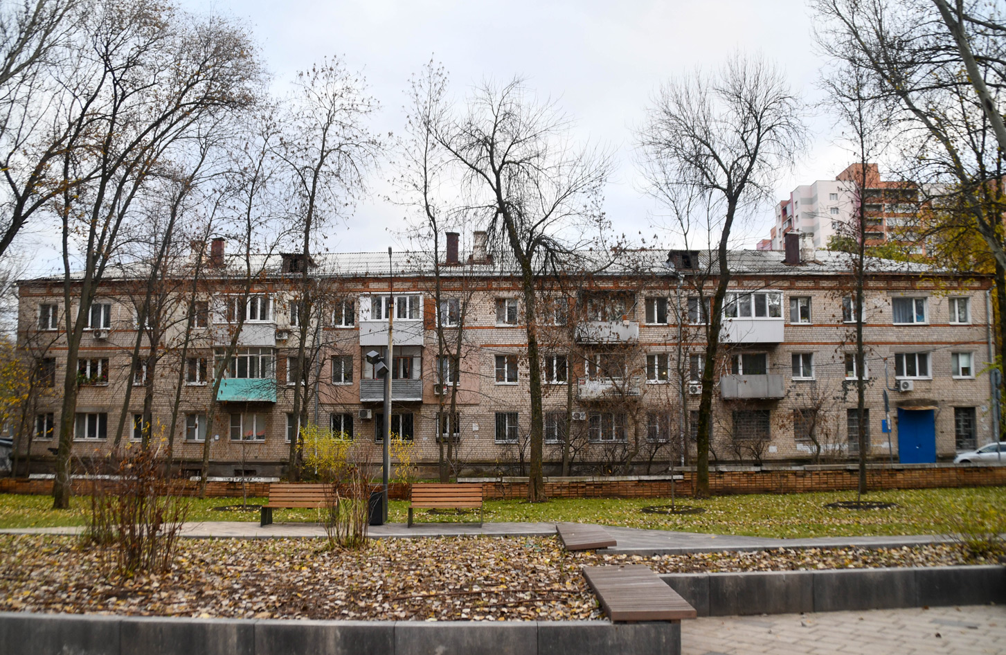 Samara, Проспект Юных Пионеров, 47