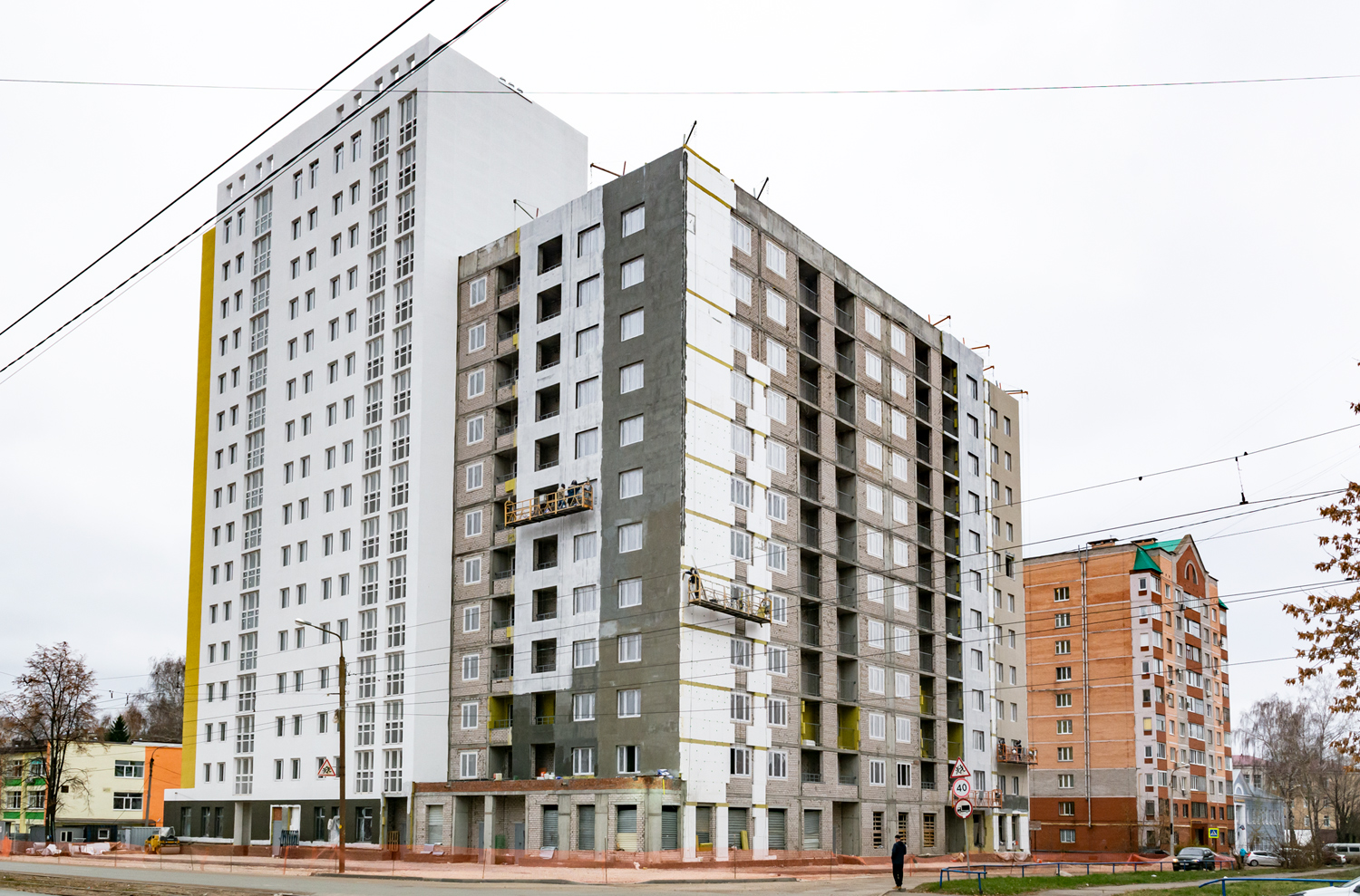 Ufa, Улица Дмитрия Донского, 42; Улица Кулибина, 40/1