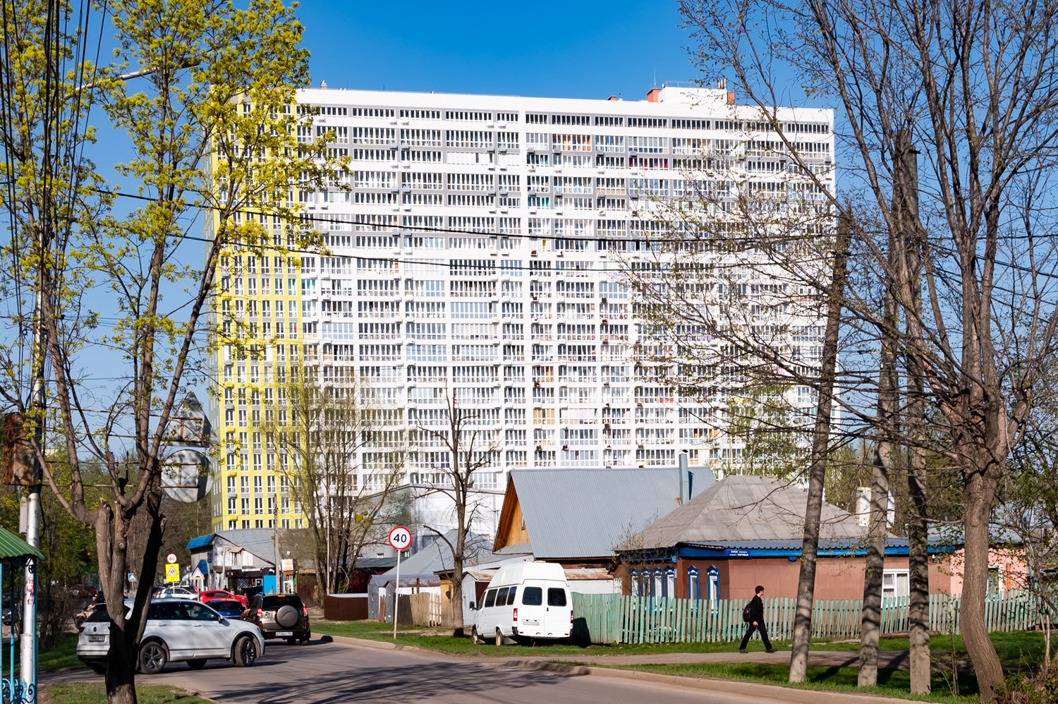 Уфа, Новороссийская улица, 1; Новороссийская улица, 1 /1