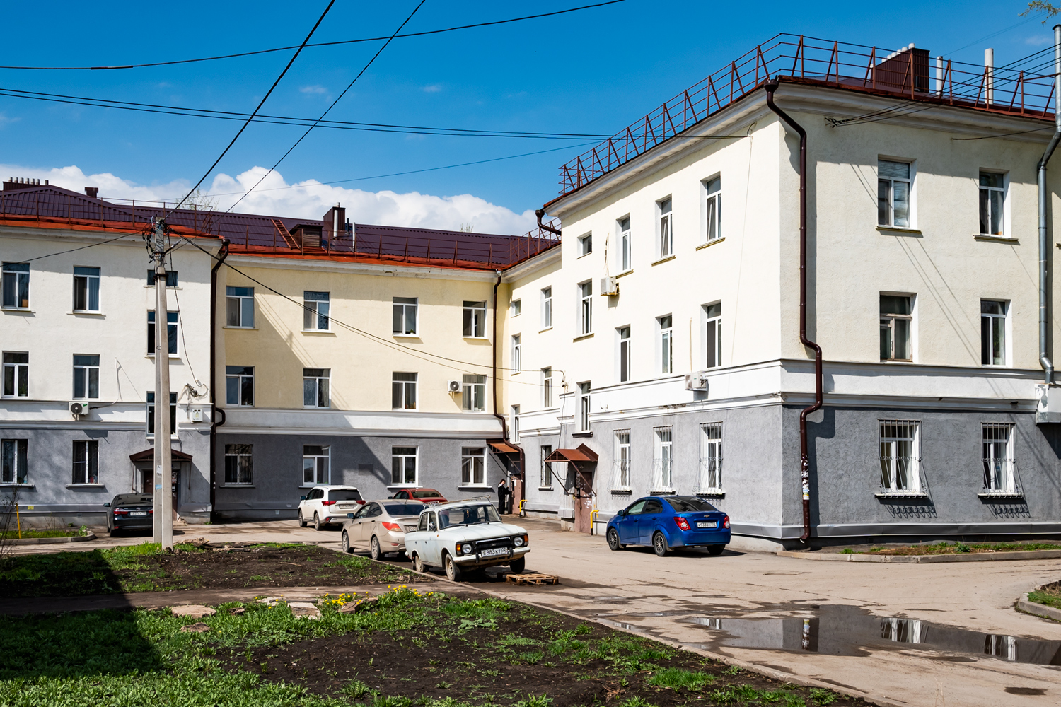 Уфа, Кольцевая улица, 80 / Улица Боткина, 14