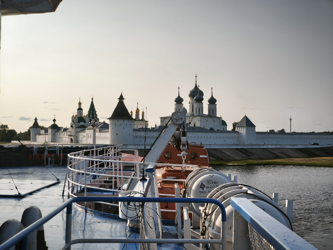 Lyskovsky district, пос. Макарьево, улица Набережная, 1 (южная башня)