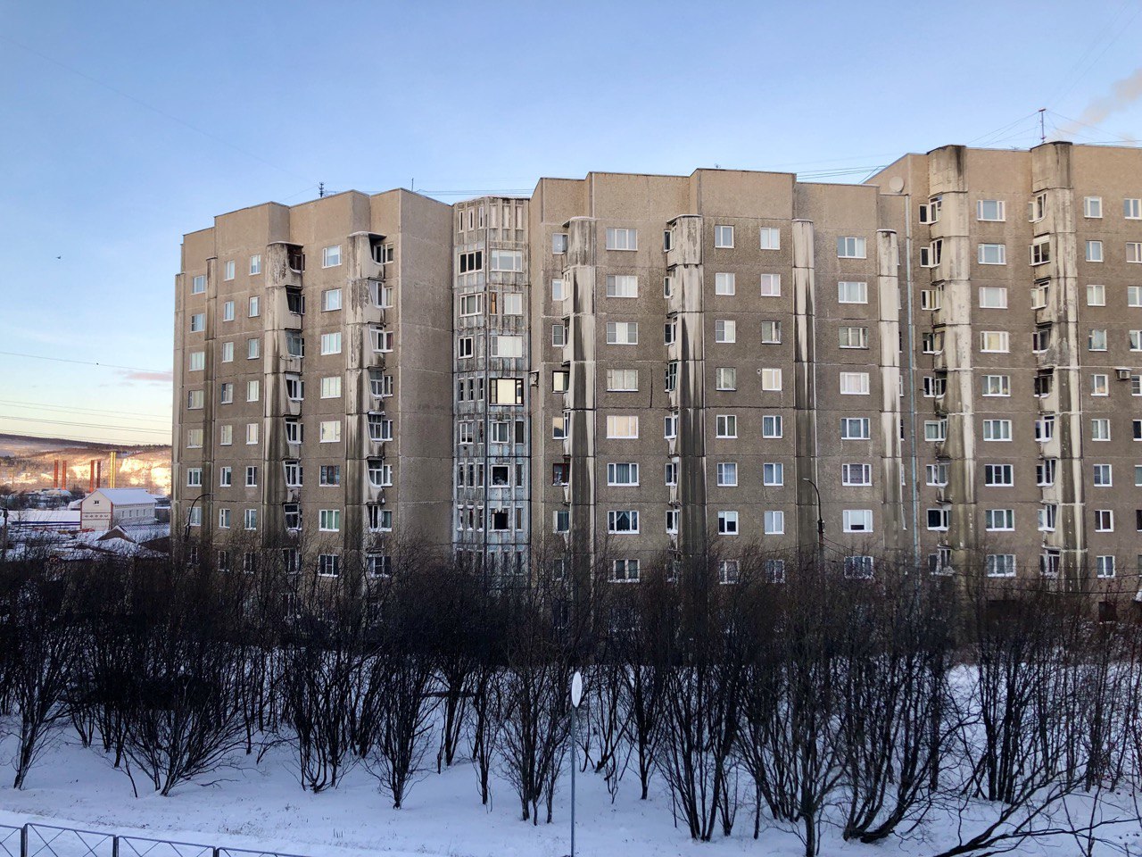 Мурманск, Улица Шмидта, 2