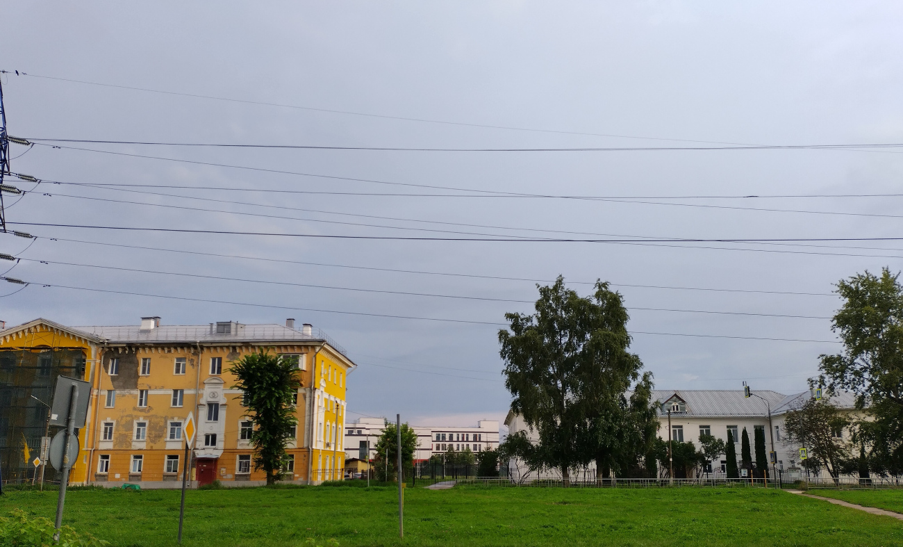 Коломна, Улица Дзержинского, 9; Улица Кутузова, 12А; Улица Дзержинского, 11