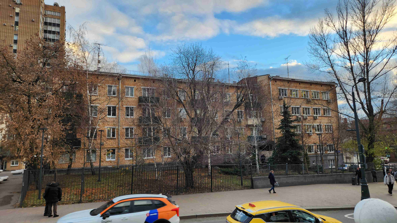 Москва, Нижний Сусальный переулок, 3