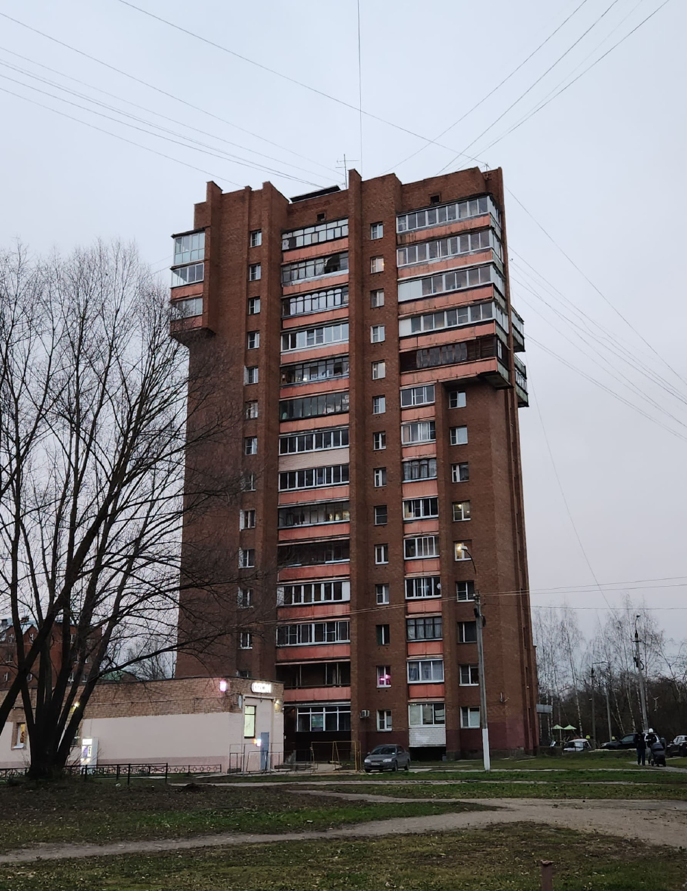 Дмитров, Микрорайон им. Аверьянова, 12