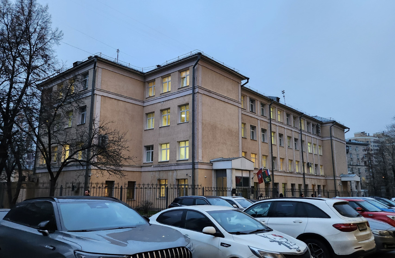 Москва, 2-й Мосфильмовский переулок, 8А