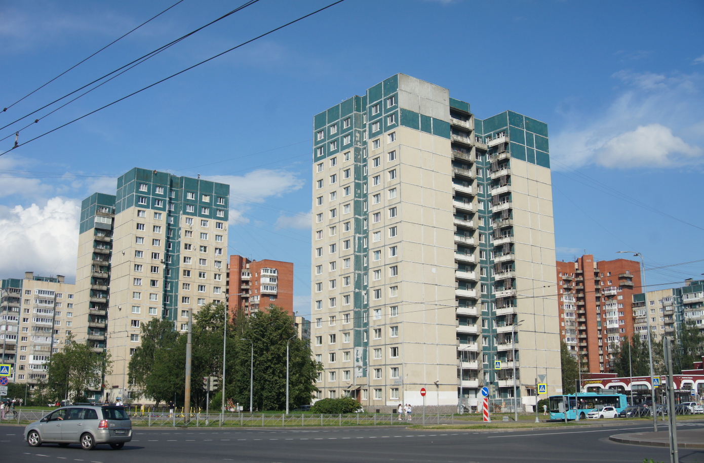 Petersburg, Улица Доблести, 20 корп. 1; Улица Доблести, 22