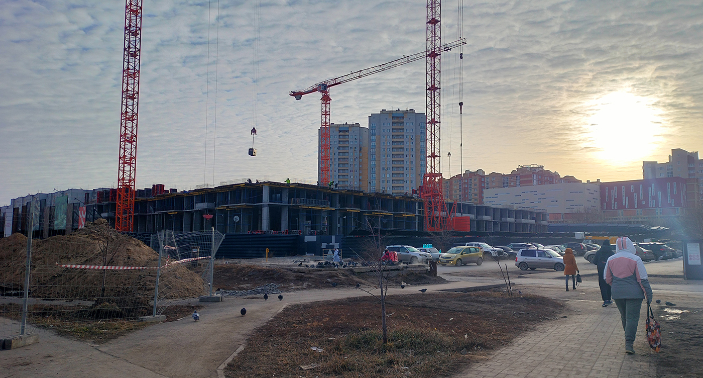 Omsk, Улица Крупской, 11 стр