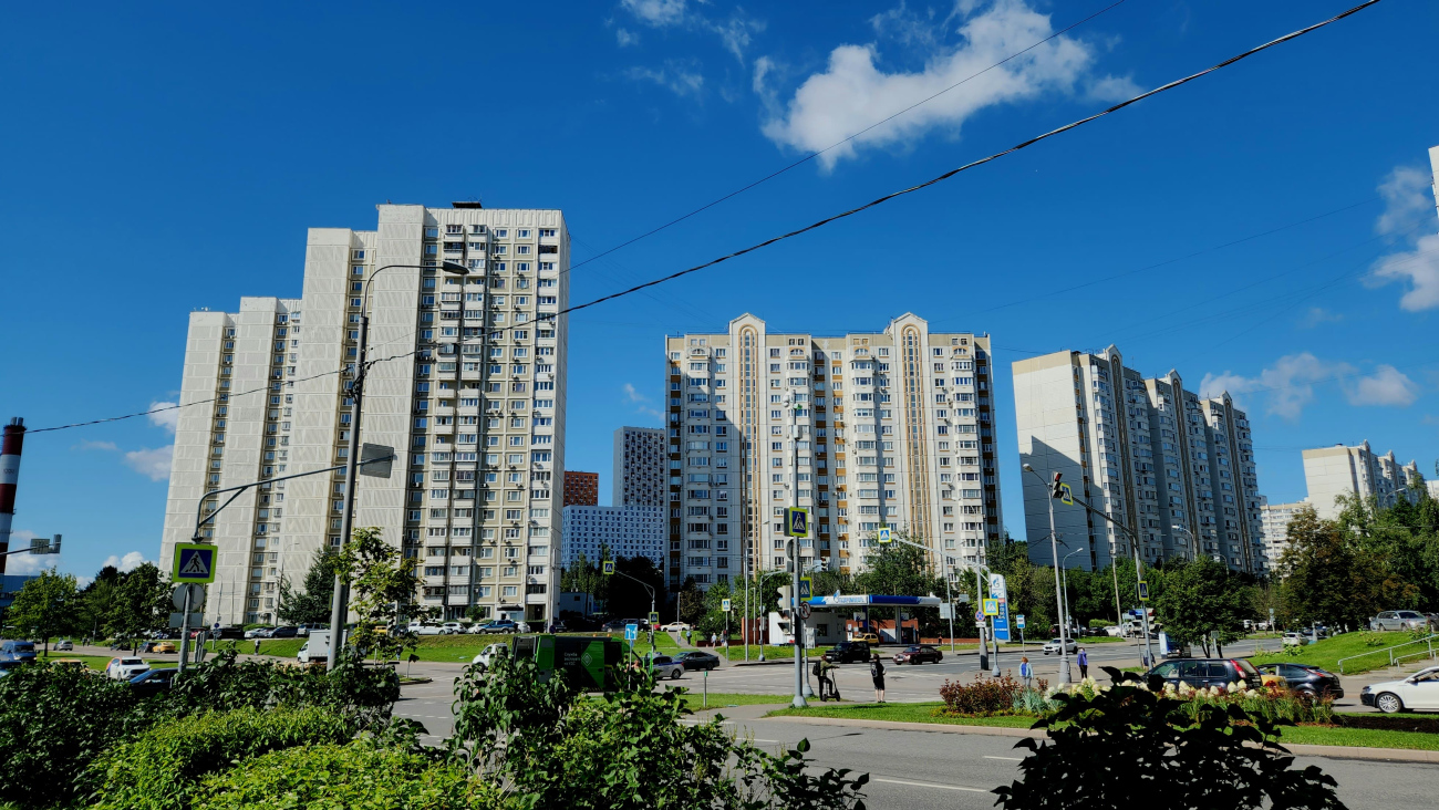 Москва, Дубравная улица, 44; Улица Барышиха, 13; Улица Барышиха, 15