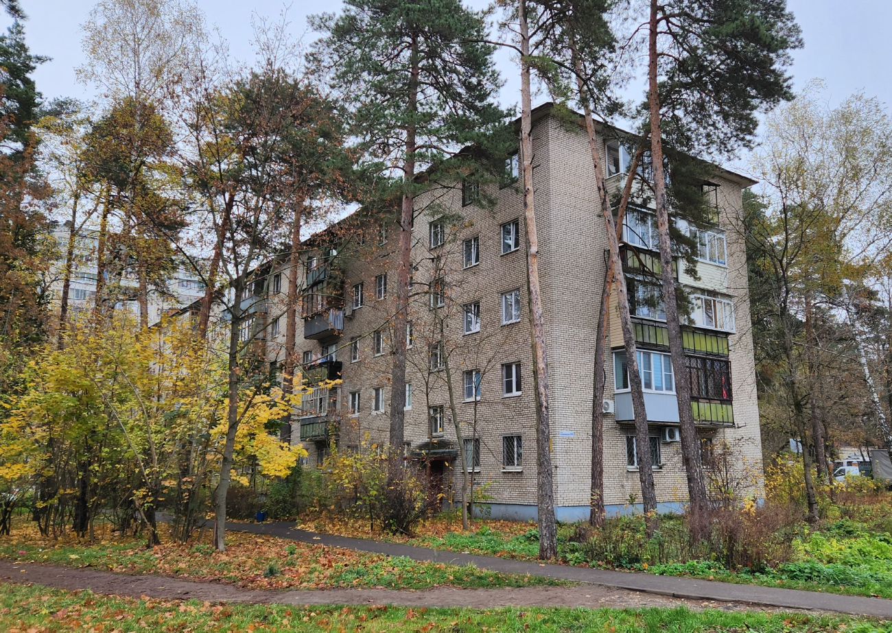 Жуковский, Улица Дзержинского, 10 / Улица Семашко, 9