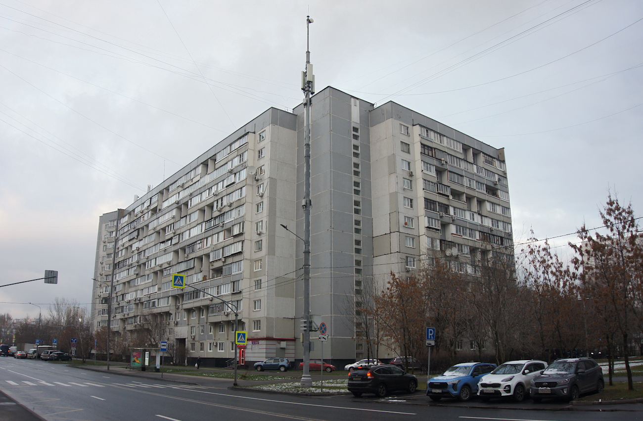 Масква, Луговой проезд, 1 / Новомарьинская улица, 8