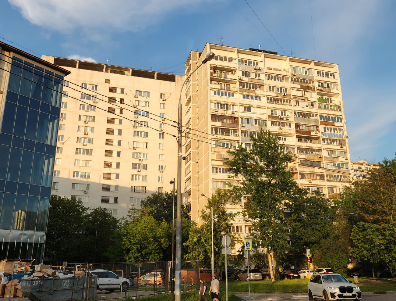 Москва, Скаковая улица, 13 корп. 2; Скаковая улица, 13 корп. 1