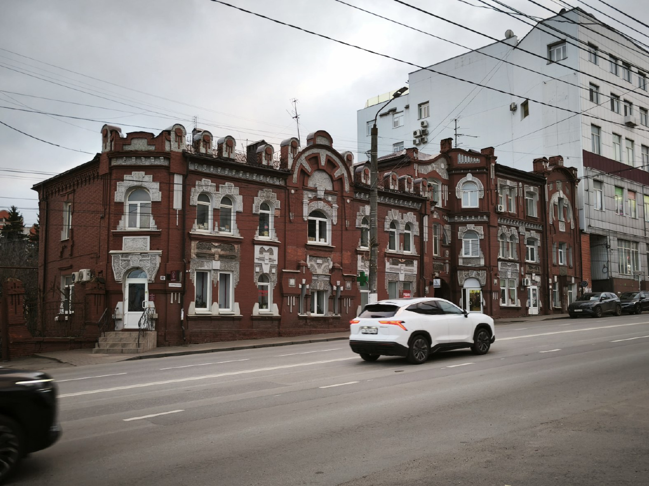 Курск, Улица Дзержинского, 82