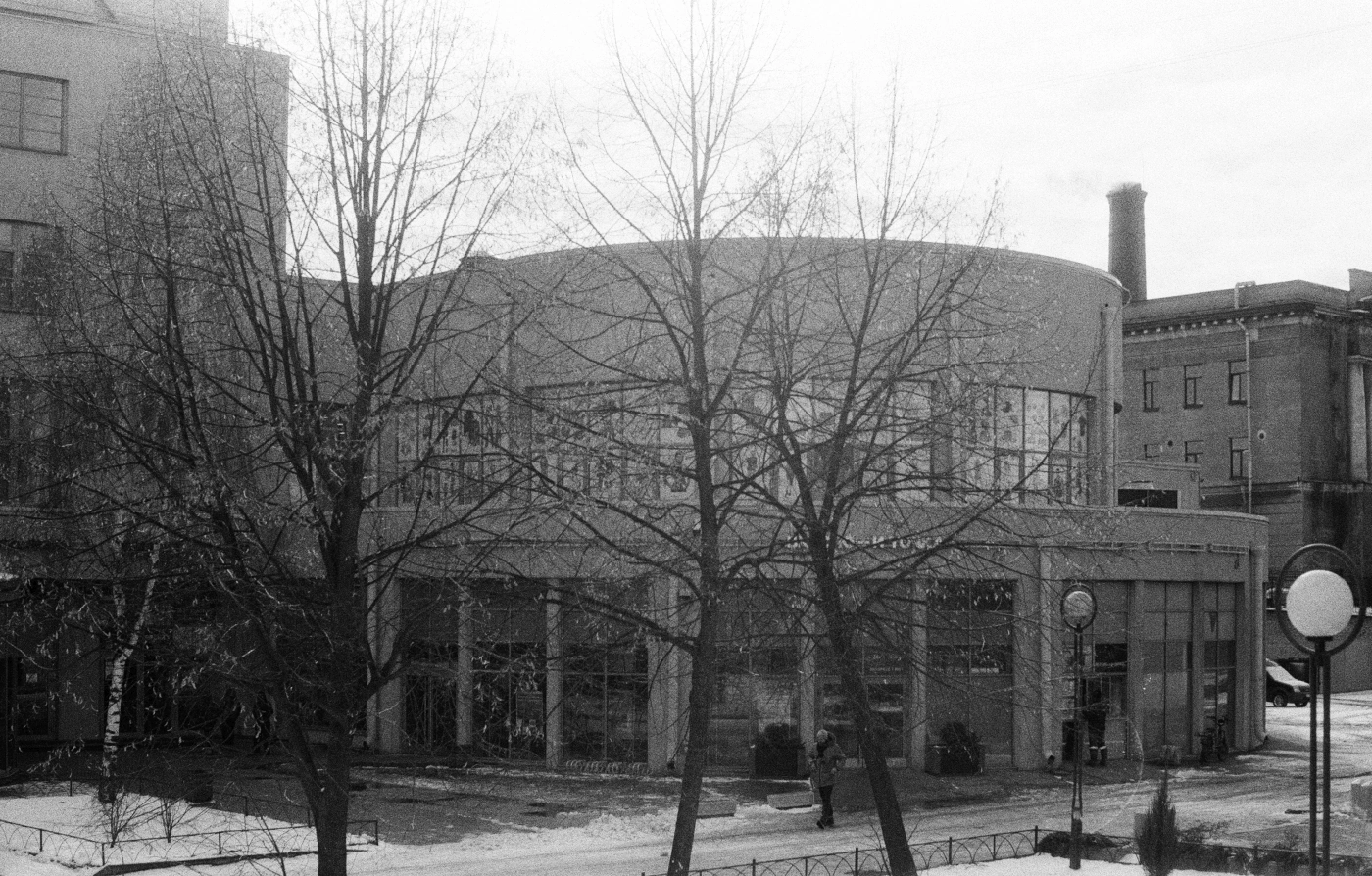 Санкт-Петербург, Площадь Стачек, 9