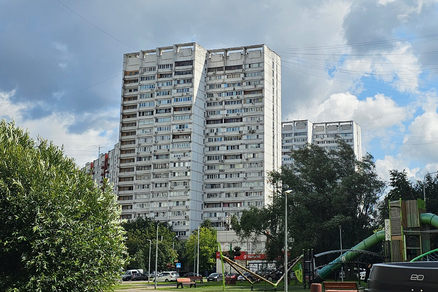 Москва, Ленинский проспект, 131 корп. 1