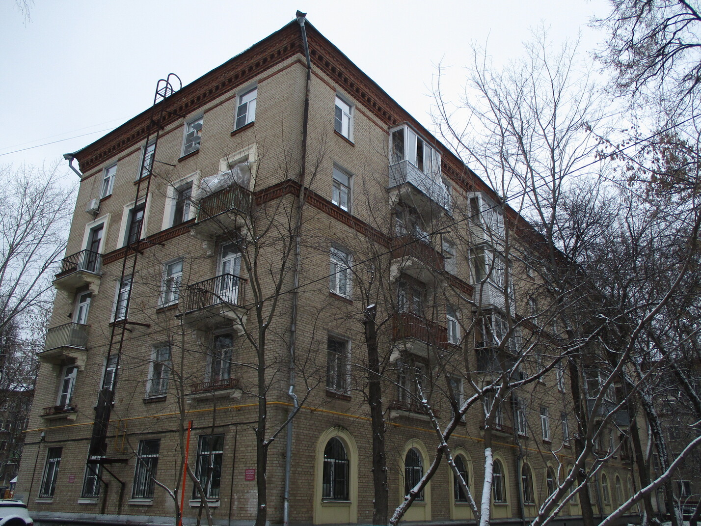 Moskau, Средняя Первомайская улица, 44