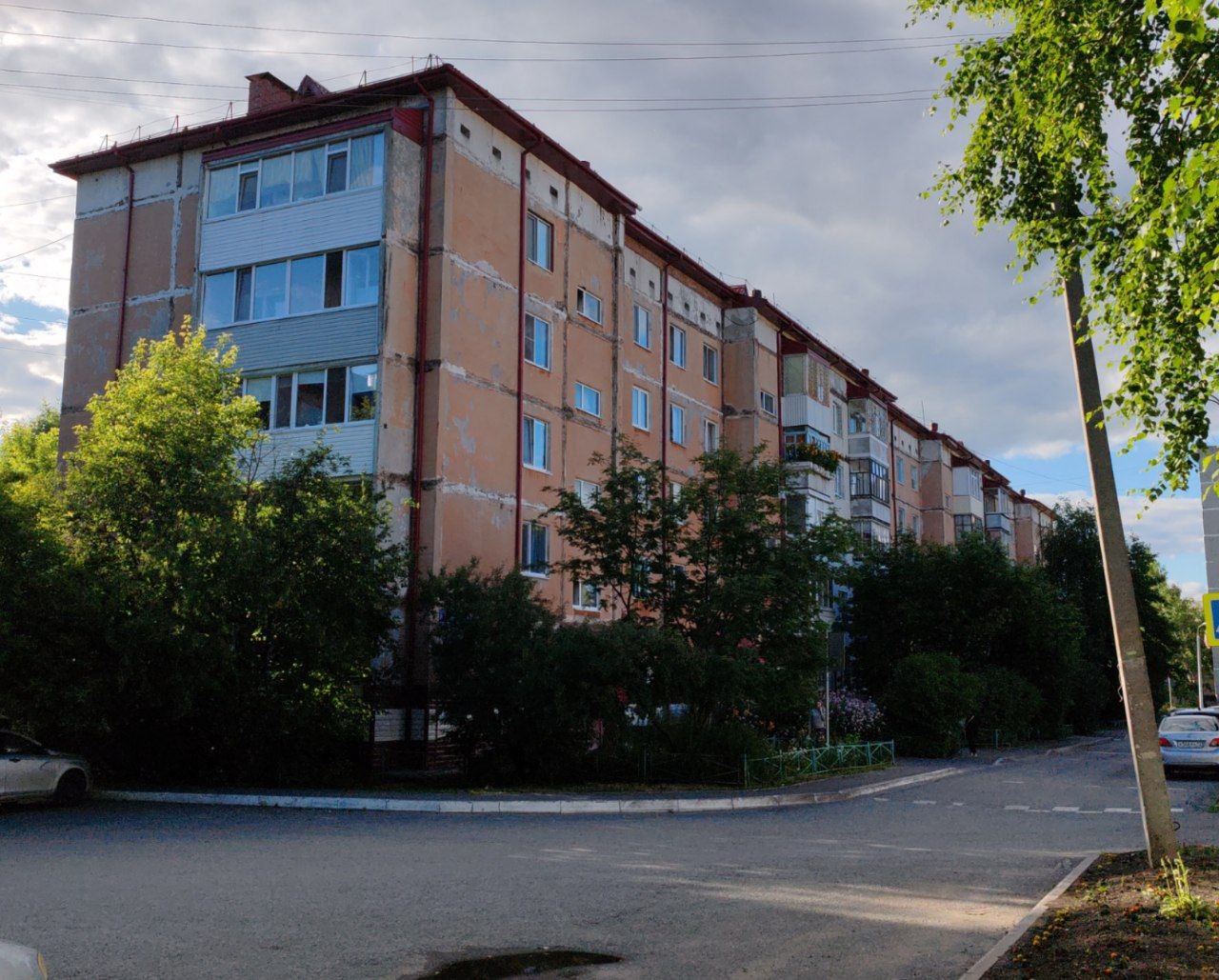 Тобольск, Микрорайон 6, стр. 27