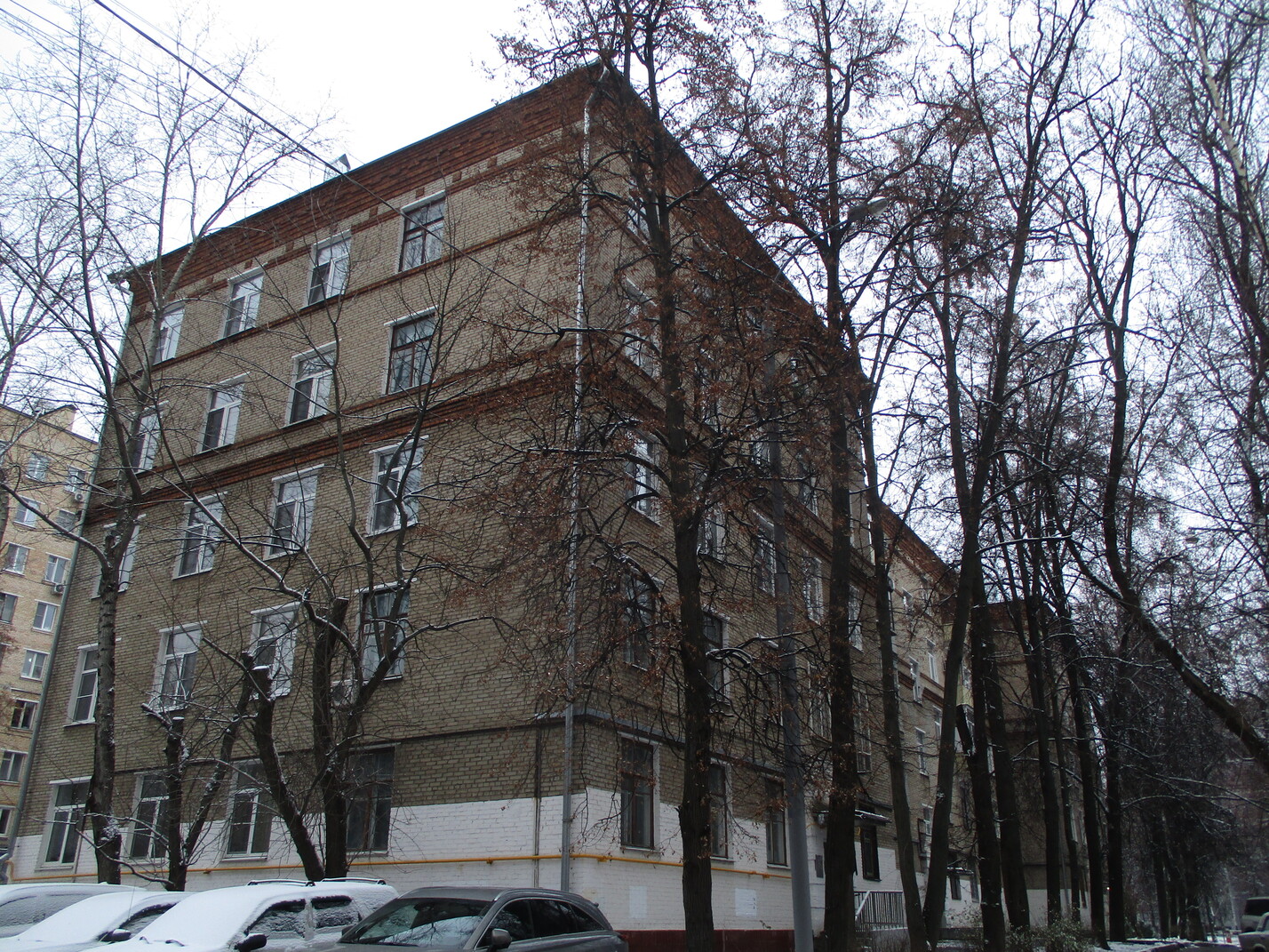 Moscow, Верхняя Первомайская улица, 46 / 11-я Парковая улица, 33