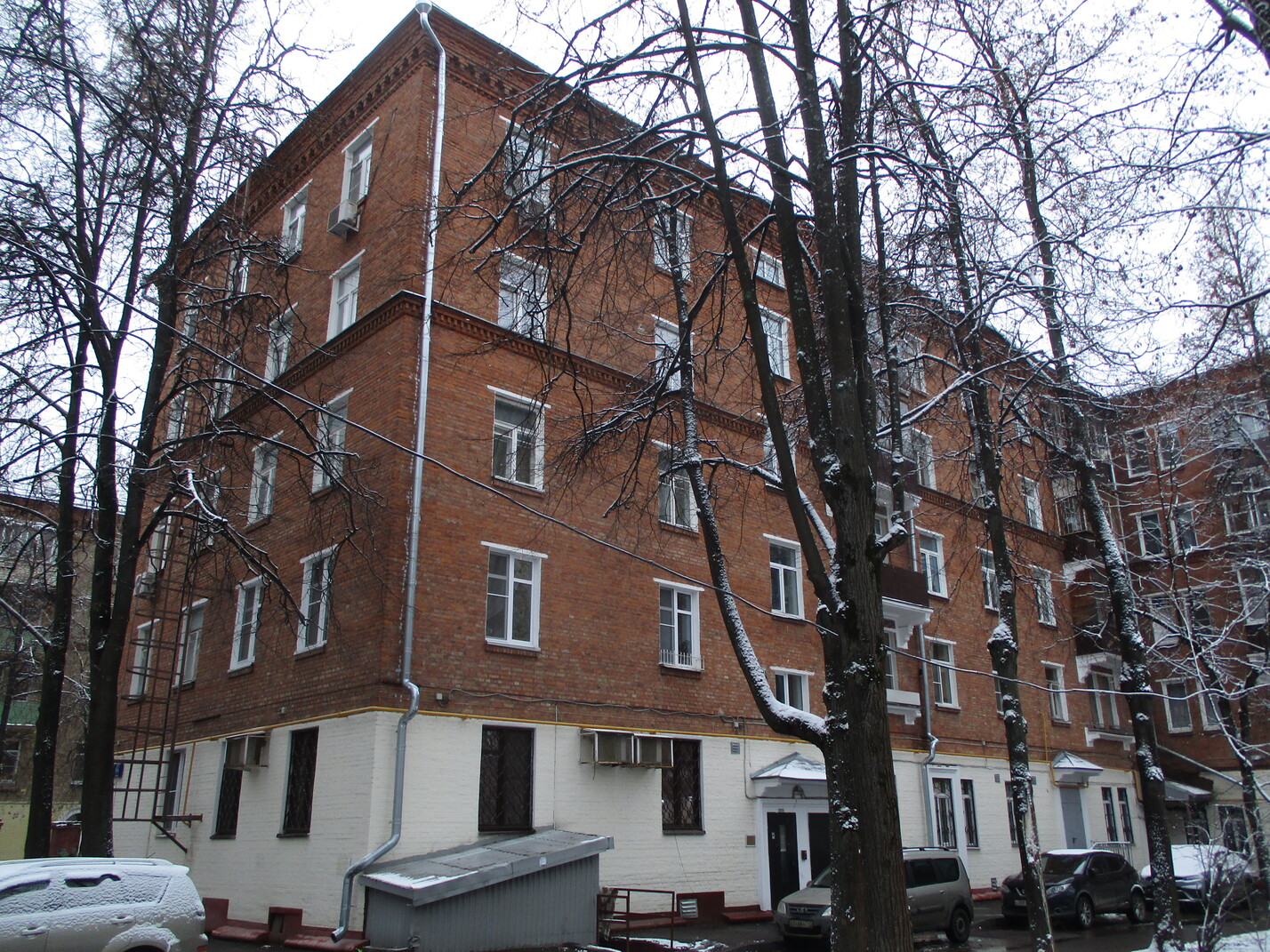 Москва, 13-я Парковая улица, 8 / Средняя Первомайская улица, 25