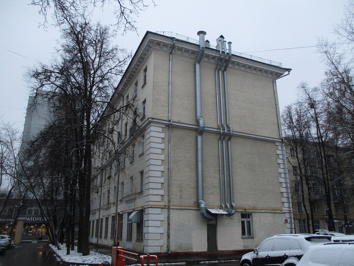 Москва, Первомайская улица, 109 / 13-я Парковая улица, 2