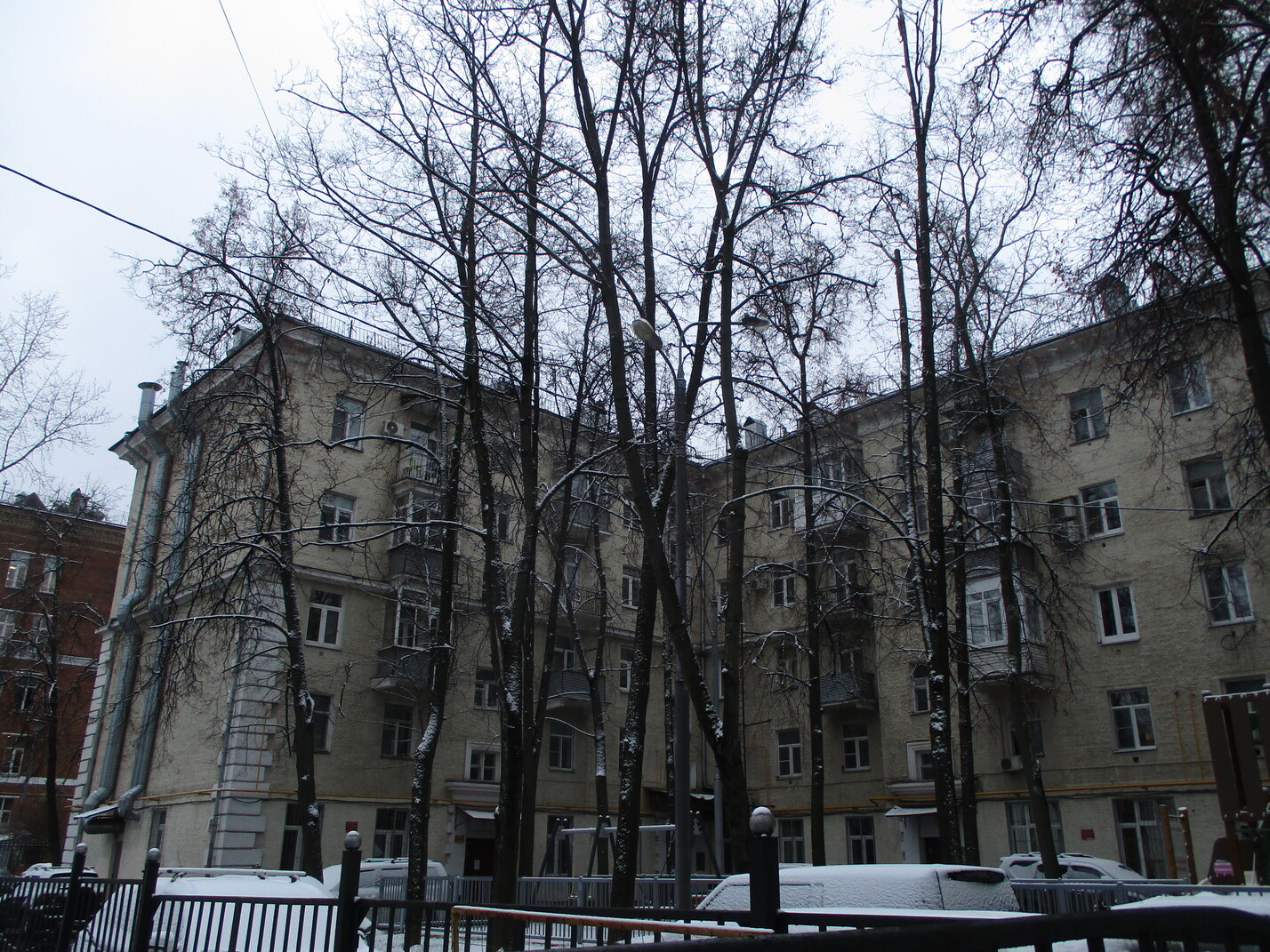 Москва, Первомайская улица, 109 / 13-я Парковая улица, 2