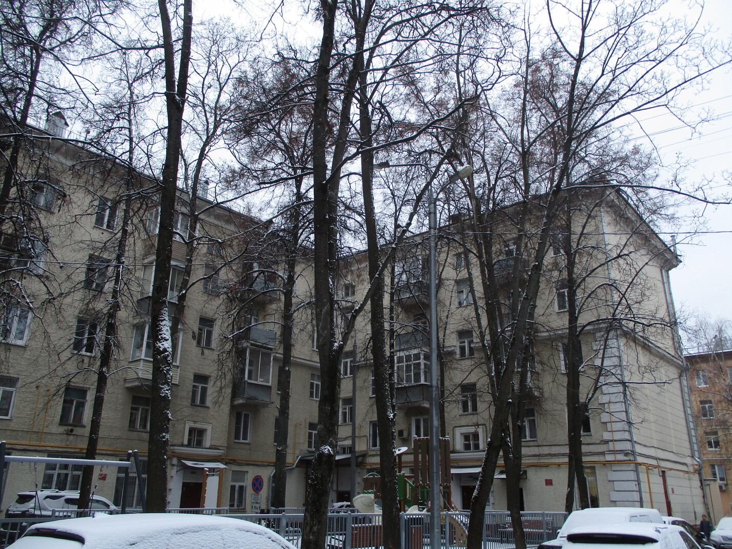 Москва, Первомайская улица, 109 / 13-я Парковая улица, 2